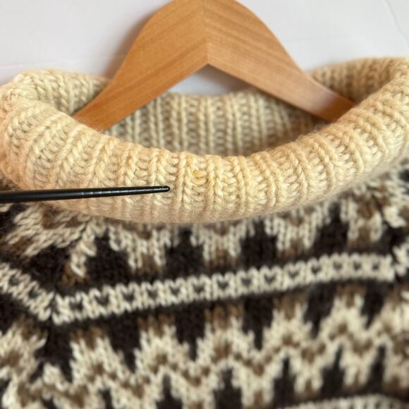 Vintage 70s Icelandic wool turtleneck sweater small brown Neutral Scandi - Picture 6 of 16